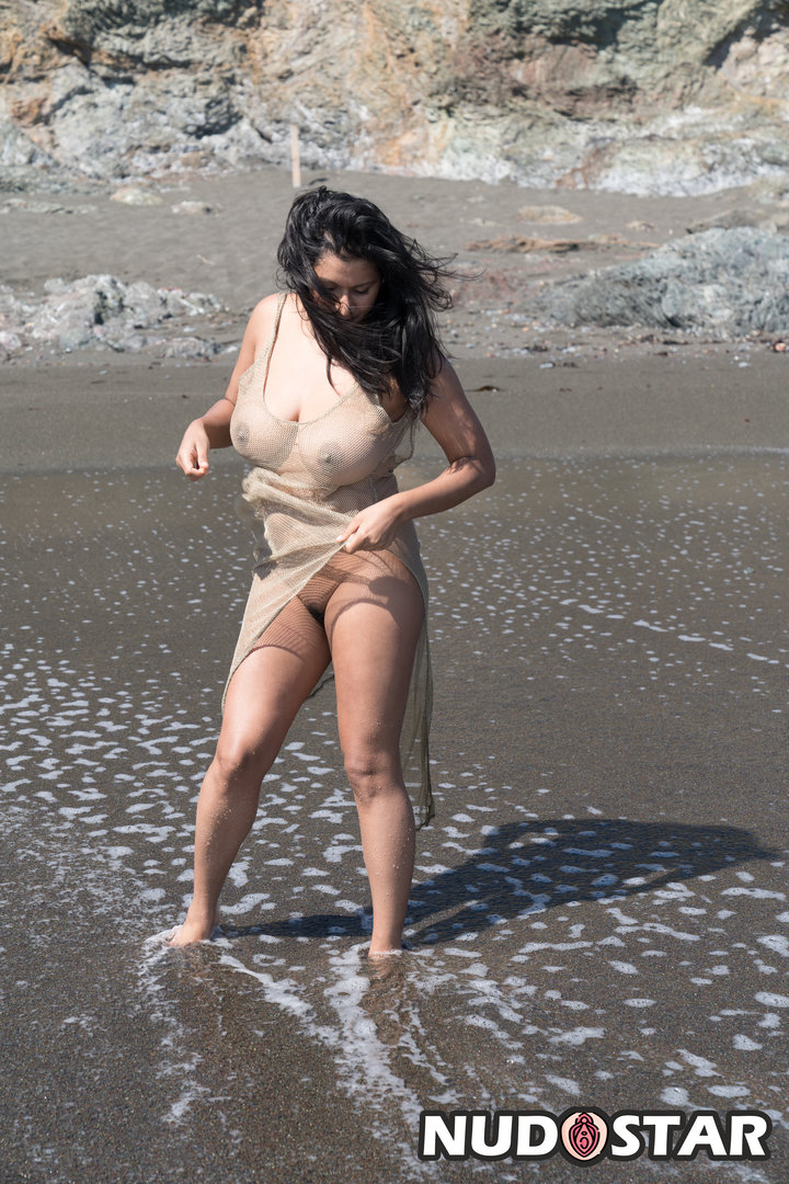 Dakini Leaked Photo 4