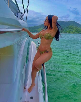 Emmilly Ruthe Nude Leaks OnlyFans Photo 4