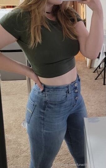 funwithchelseyfree Nude Leaks OnlyFans Photo 12