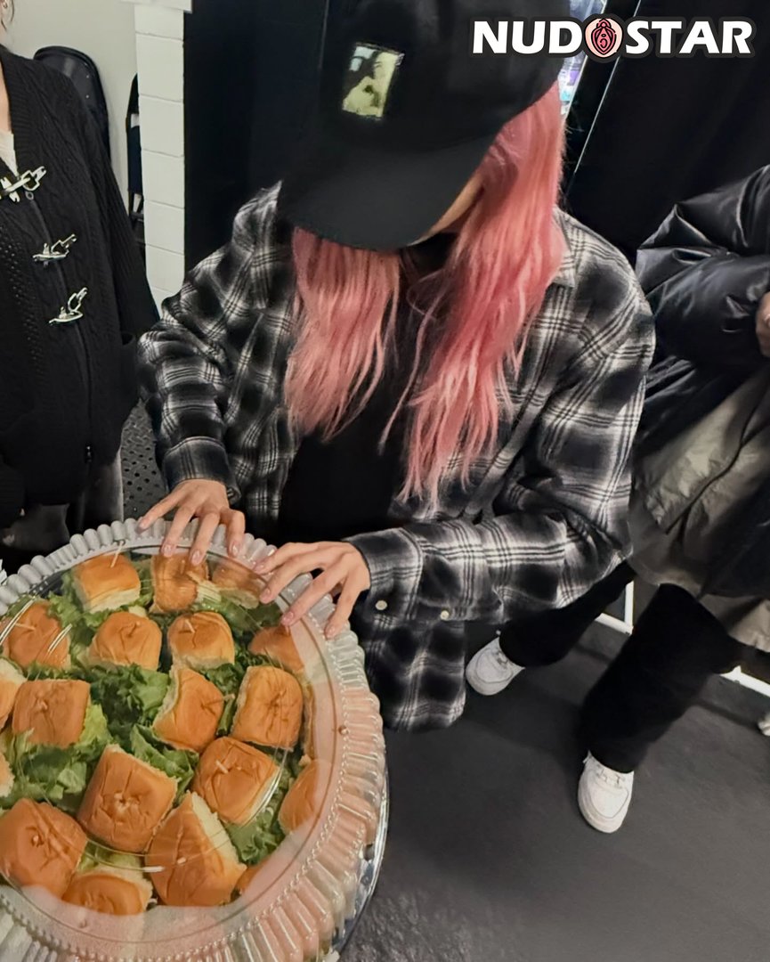 Giselle Aespa Leaked Photo 12