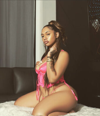 Honeydrip458 Nude Leaks OnlyFans Photo 1