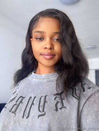 ja_janice Nude Leaks OnlyFans Photo 1