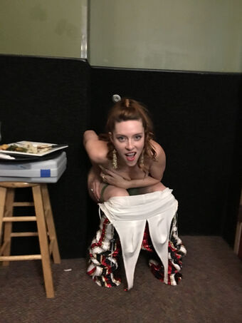 Kate Gorney Miller Nude Leaks OnlyFans Photo 12