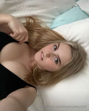 kaybradley420 Nude Leaks OnlyFans Photo 21