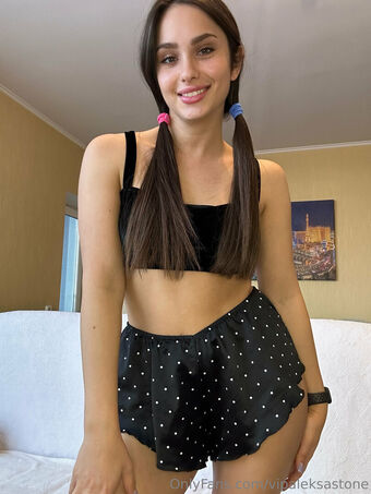 vipaleksastone Nude Leaks OnlyFans Photo 33