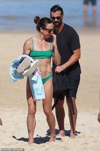 Melanie Chisholm Nude Leaks OnlyFans Photo 48