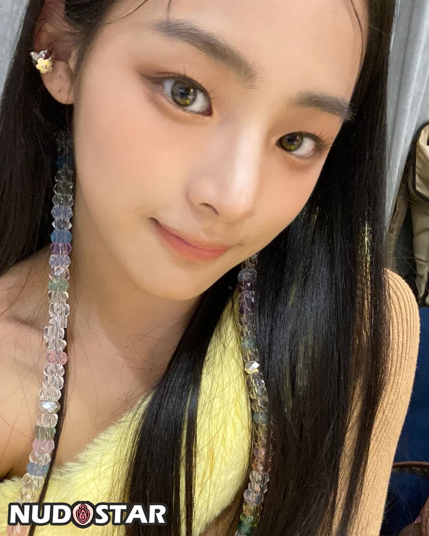 Minji Leaked Photo 14