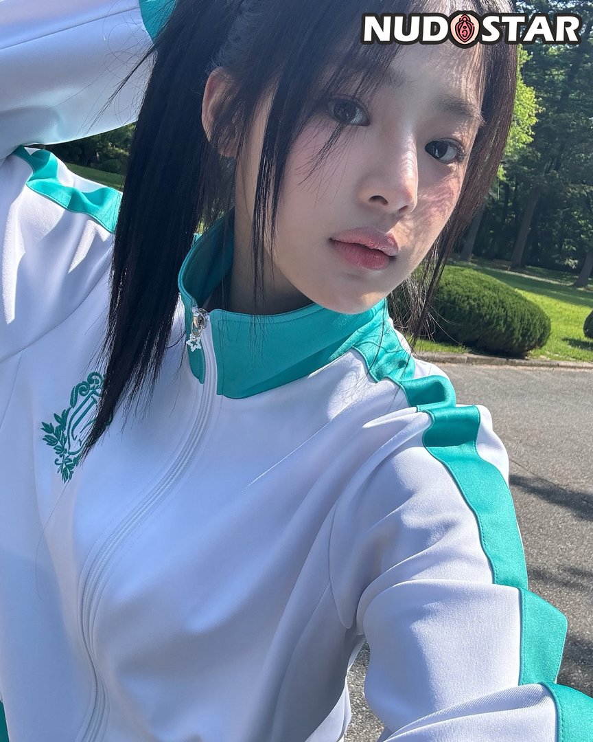 Minji Leaked Photo 10