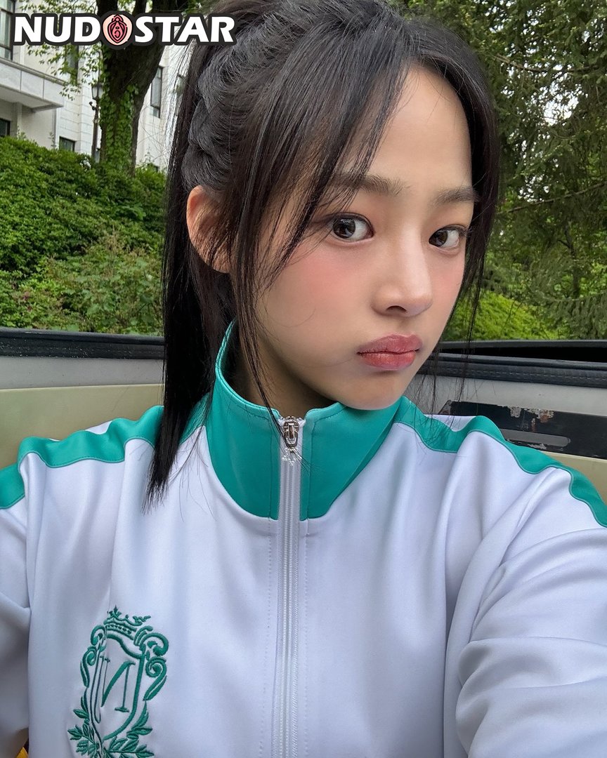 Minji Leaked Photo 6