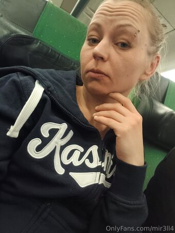 mir3ll4 Nude Leaks OnlyFans Photo 6