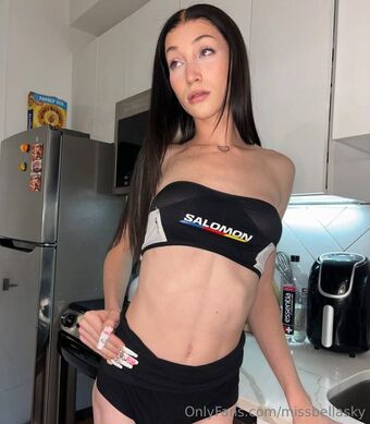 missbellasky Nude Leaks OnlyFans Photo 27