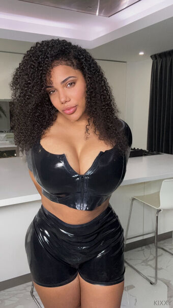 thekixxy Nude Leaks OnlyFans Photo 130