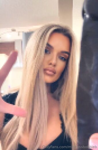 mistressbobbieb Nude Leaks OnlyFans Photo 11