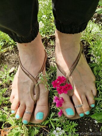 prettyfeetartvilla Nude Leaks OnlyFans Photo 15