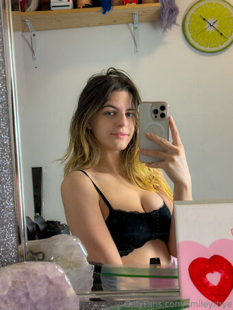 smileyrhye Nude Leaks OnlyFans Photo 14