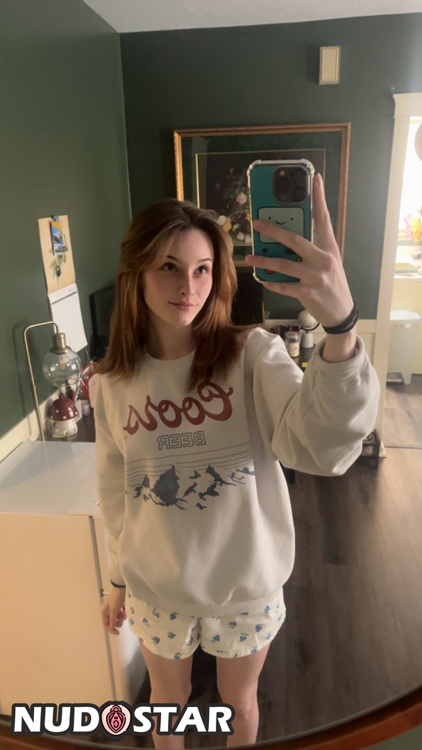 Soggyalien22 Leaked Photo 10