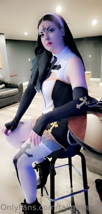 tallgothbabe14 Nude Leaks OnlyFans Photo 18