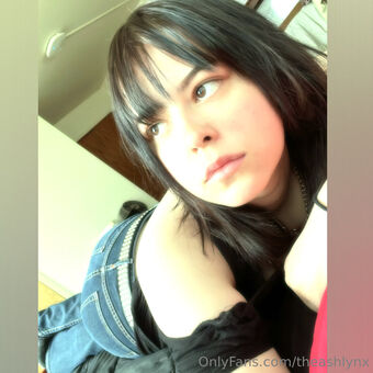 theashlynx Nude Leaks OnlyFans Photo 4