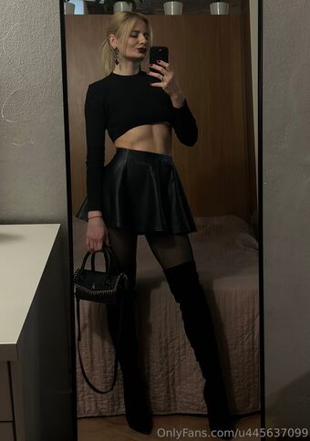 u445637099 Nude Leaks OnlyFans Photo 12