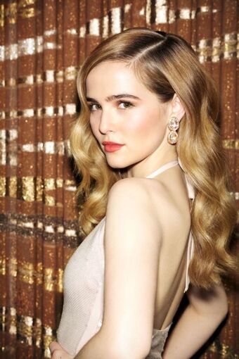 Zoey Deutch Nude Leaks OnlyFans Photo 338