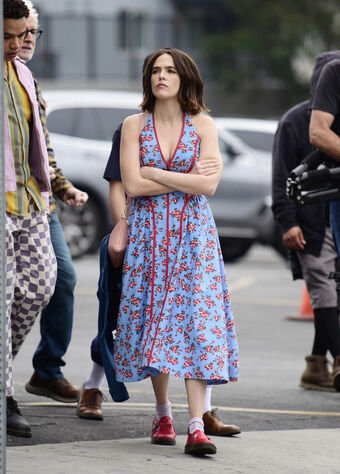 Zoey Deutch Nude Leaks OnlyFans Photo 343