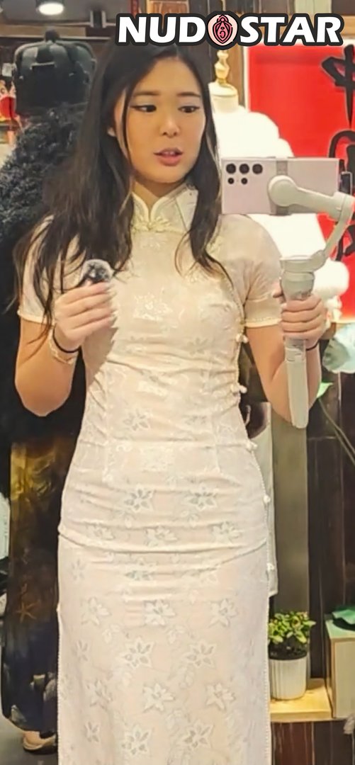 Extraemily Leaked Photo 11