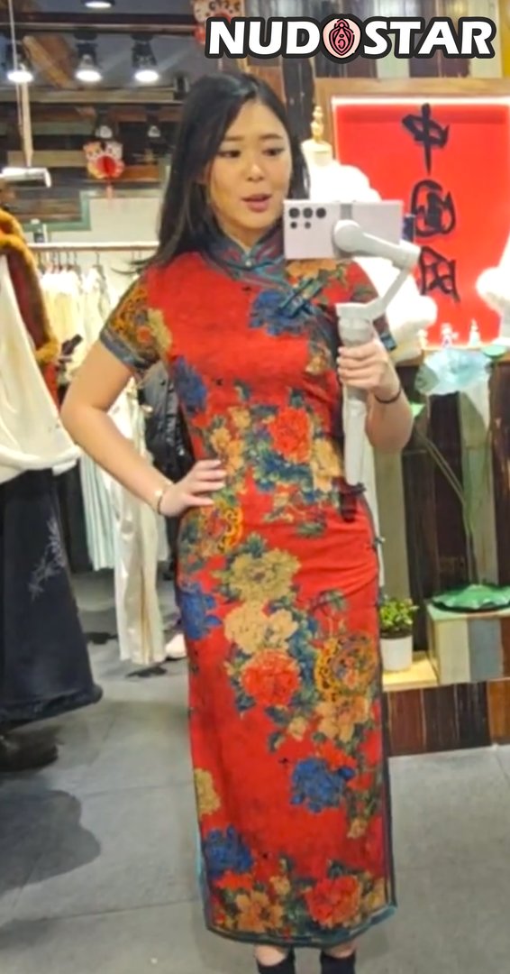 Extraemily Leaked Photo 13