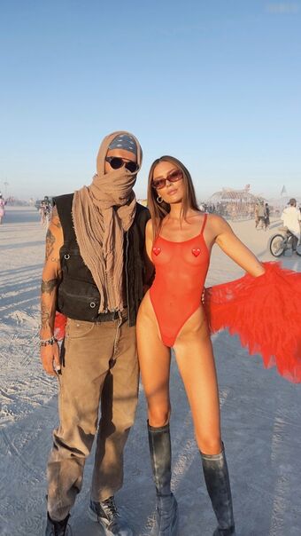 Aylin Bahr Nude Leaks OnlyFans Photo 3