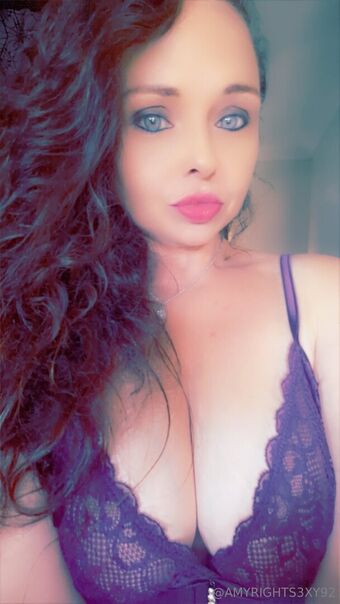 amyrights3xy92 Nude Leaks OnlyFans Photo 9