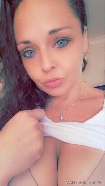 amyrights3xy92 Nude Leaks OnlyFans Photo 13