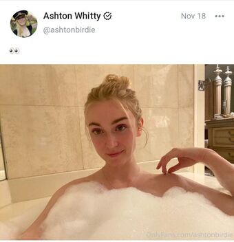 ashtonbirdie Nude Leaks OnlyFans Photo 23