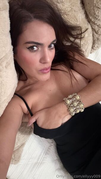 ellyyy009 Nude Leaks OnlyFans Photo 11