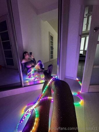 emmika_ Nude Leaks OnlyFans Photo 63