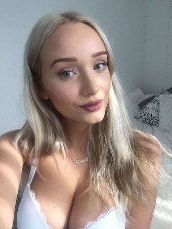 Gwen Gwiz Nude Leaks OnlyFans Photo 74