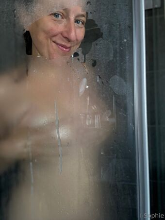 i-sophie Nude Leaks OnlyFans Photo 73