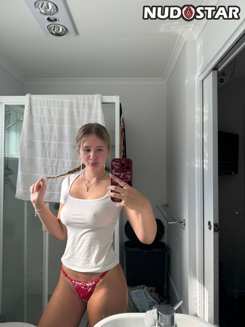 Itssosierra Leaked Photo 16