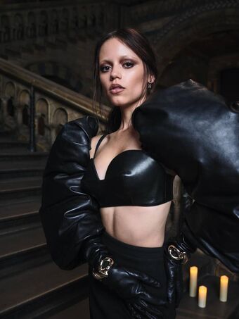 Jenna Ortega Nude Leaks OnlyFans Photo 27