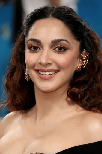 Kiara Advani Nude Leaks OnlyFans Photo 9