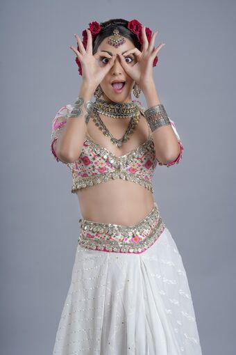 Kiara Advani Nude Leaks OnlyFans Photo 14