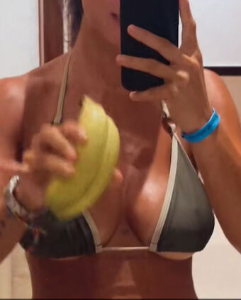 Laura Petard Nude Leaks OnlyFans Photo 66