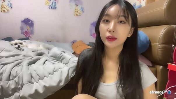 nhs960212 Nude Leaks OnlyFans Photo 3