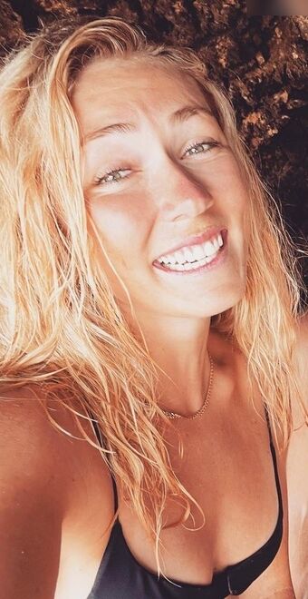 Mikaela Shiffrin Nude Leaks OnlyFans Photo 38