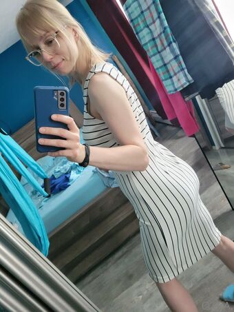 outrageous.angel Nude Leaks OnlyFans Photo 16