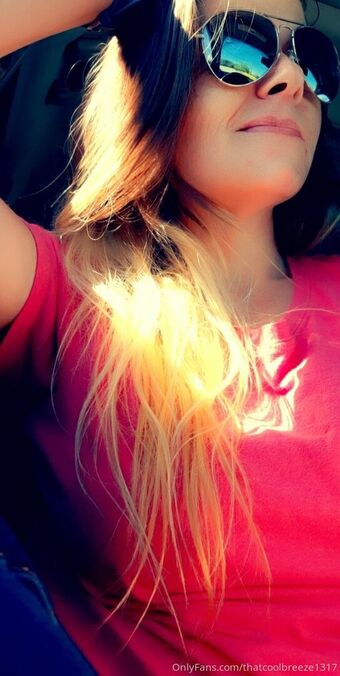 thatcoolbreeze1317 Nude Leaks OnlyFans Photo 1