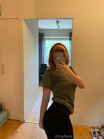 sashavibez Nude Leaks OnlyFans Photo 2