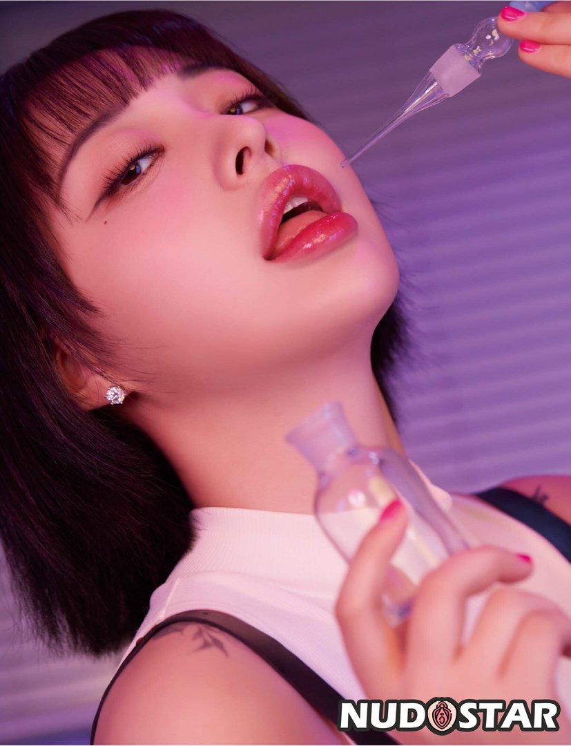 Seolhwa Leaked Photo 3