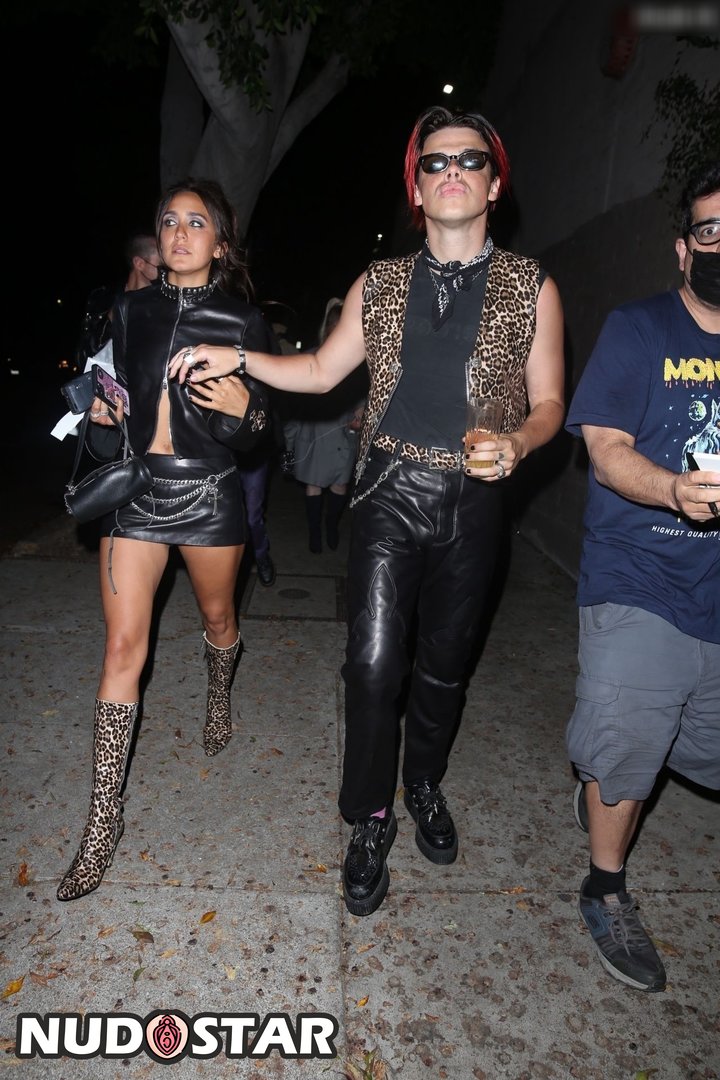 Stella Maxwell Leaked Photo 16