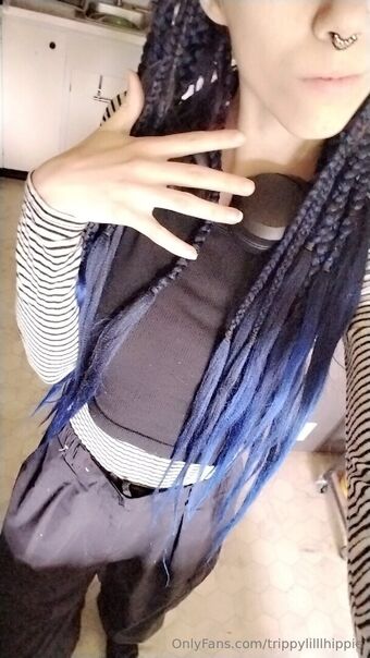 trippylilllhippie Nude Leaks OnlyFans Photo 12