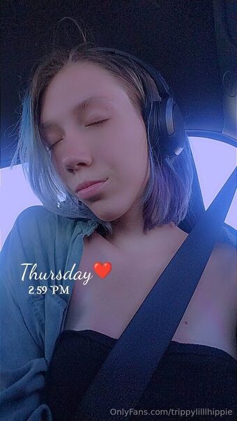 trippylilllhippie Nude Leaks OnlyFans Photo 17