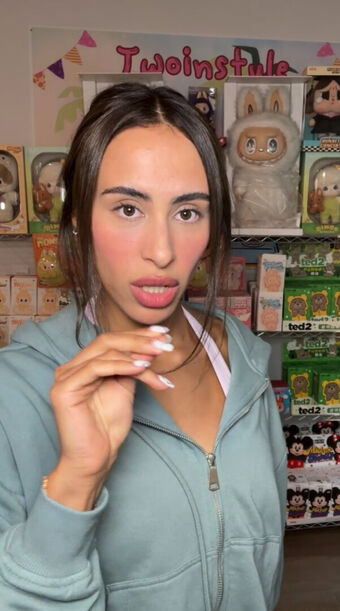 Twoinstyle Nude Leaks OnlyFans Photo 1